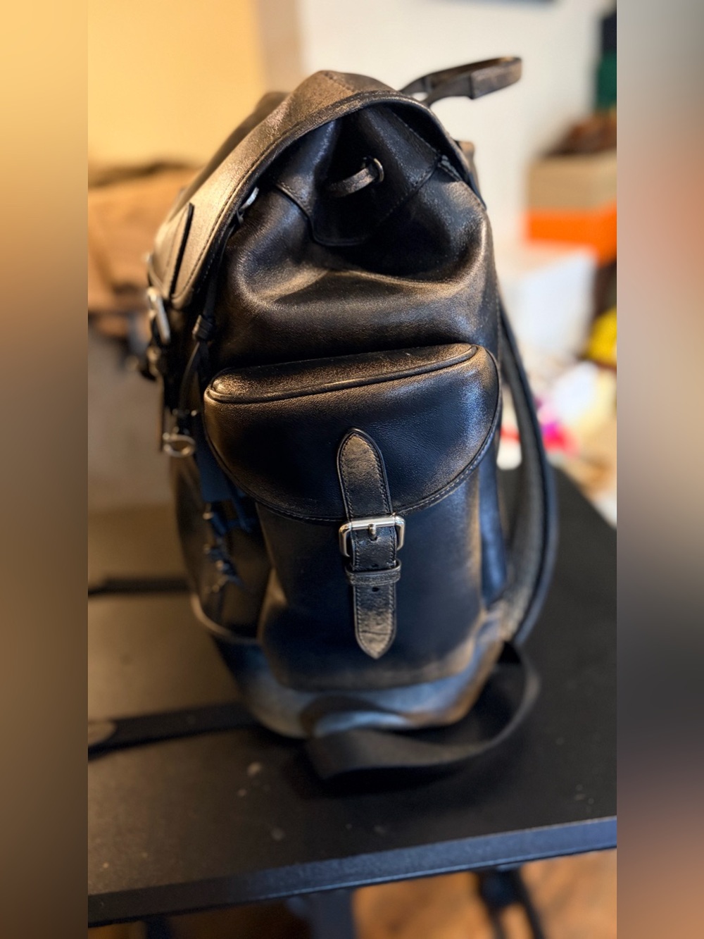 *pre-loved* COACH Hitch Backpack in Loved Leather - Picture 5 of 10